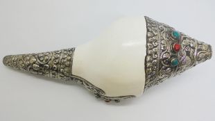 鑲寶石右旋法螺